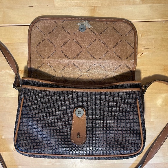 Ted Lapidus Paris Vintage 80s Monogram Leather Crossbody Bag flap closure - Picture 8 of 16